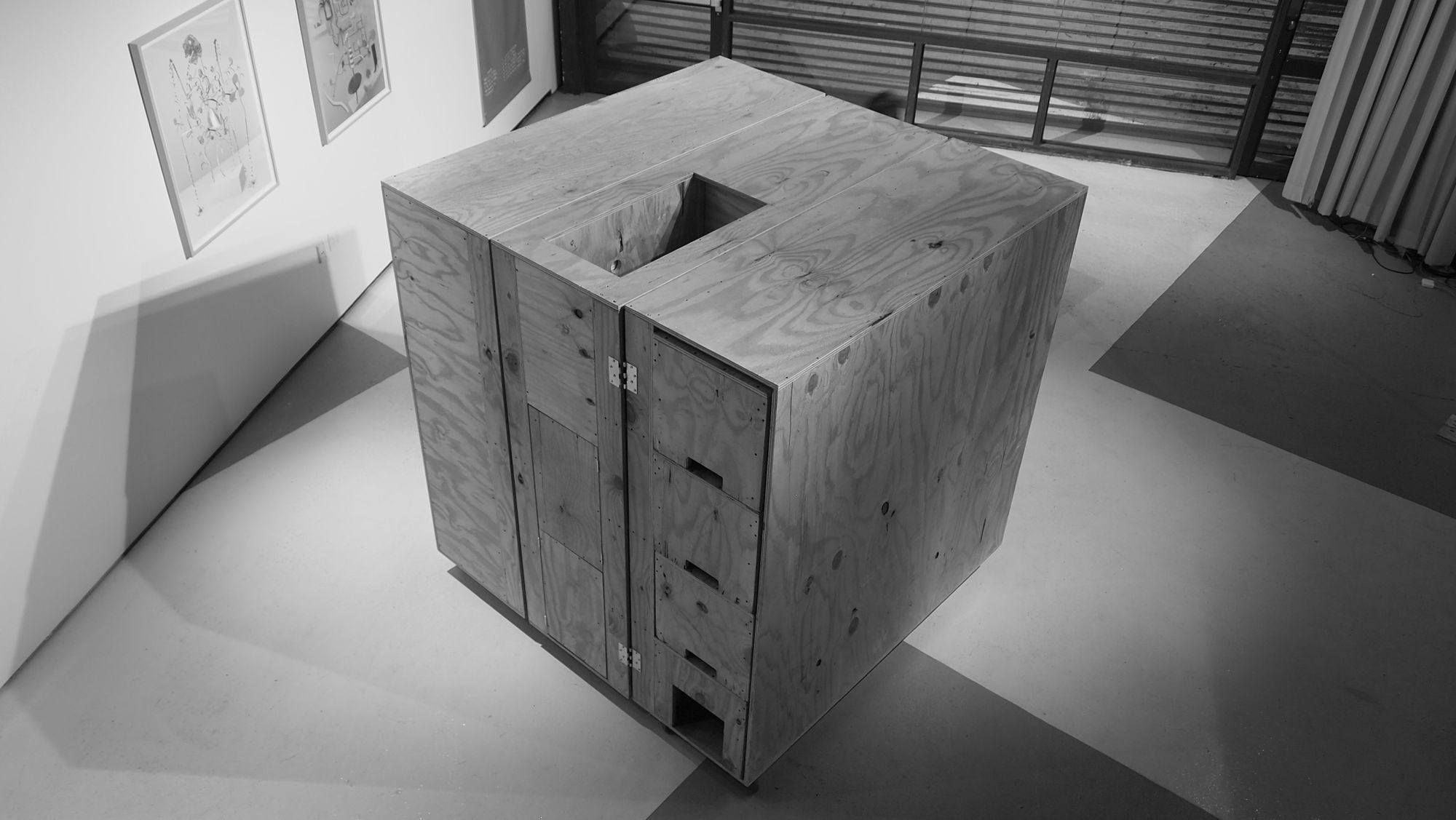 Eyebeam storefront, art gallery and bookstore by Volido, Max Sanjulian architect