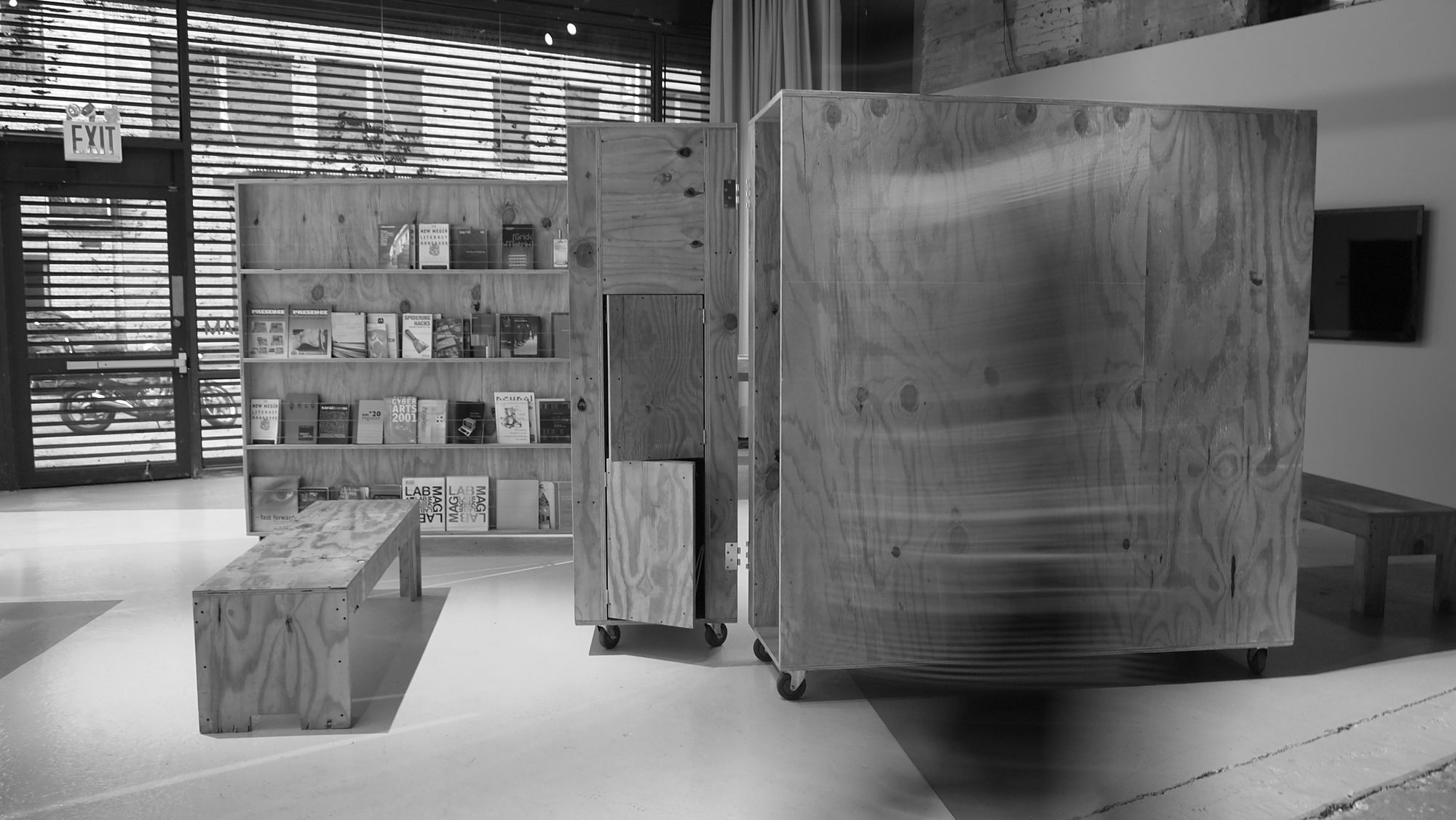 Eyebeam storefront, art gallery and bookstore by Volido, Max Sanjulian architect