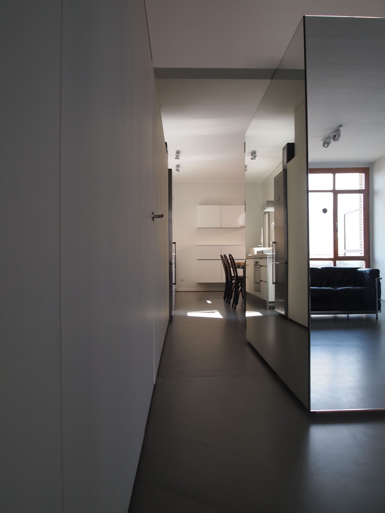 Private residence in Barcelona by Volido, Max Sanjulian architect